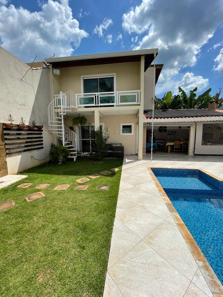 #1044 - Casa para Venda em Mairiporã - SP