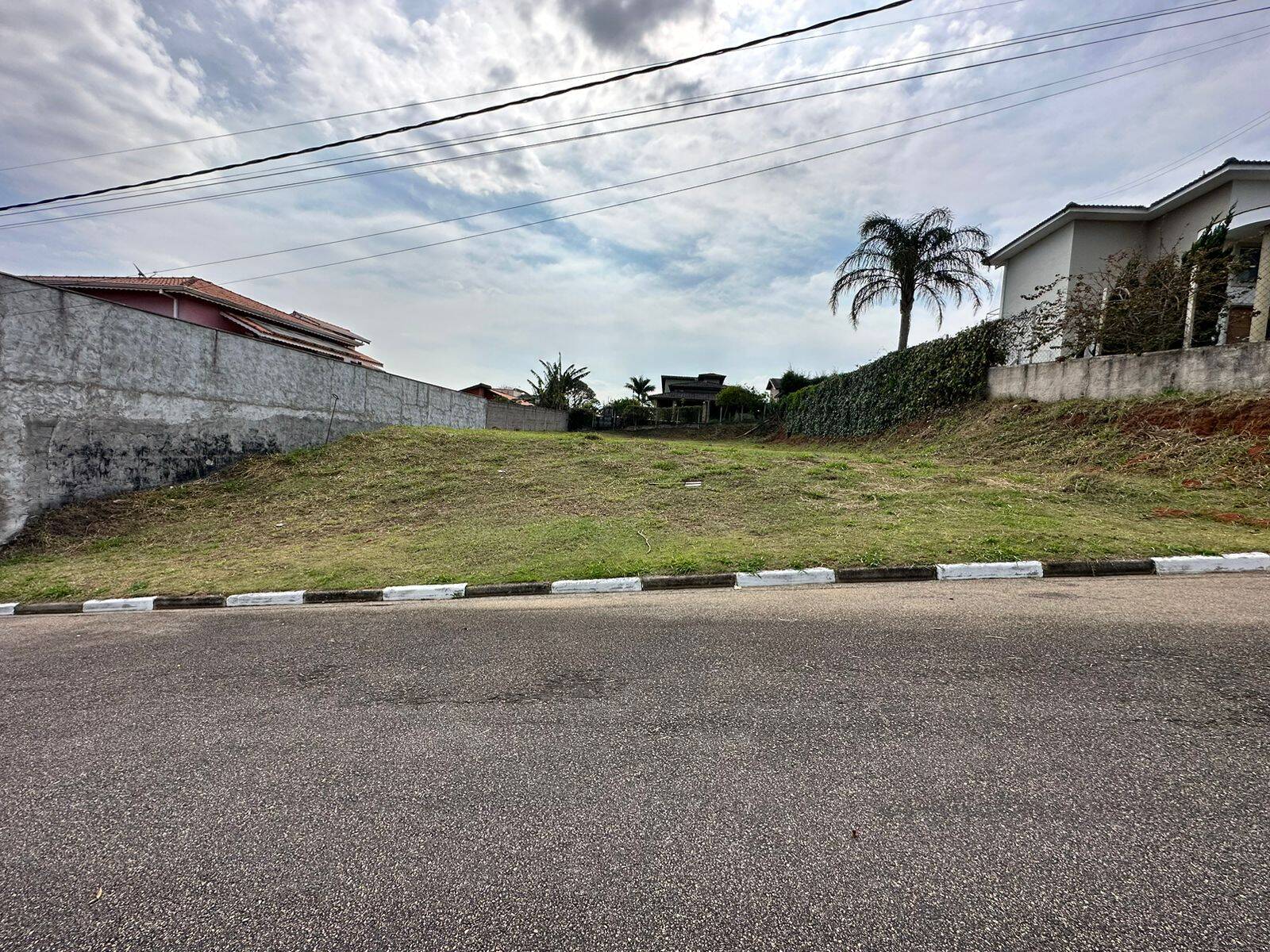 #1576 - Área para Venda em Bom Jesus dos Perdões - SP
