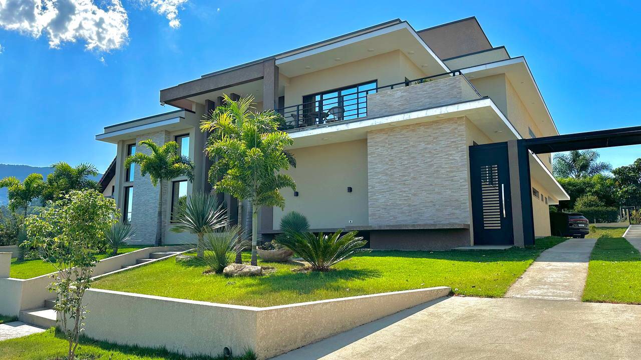 #1680 - Casa em Condomínio para Venda em Joanópolis - SP