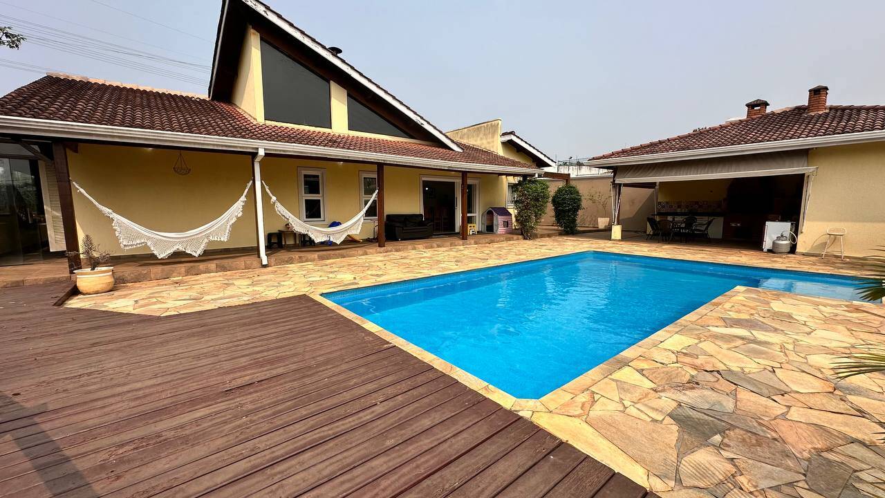 #1710 - Casa para Venda em Atibaia - SP