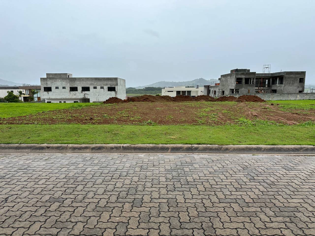 #1716 - Terreno em condomínio para Venda em Piracaia - SP