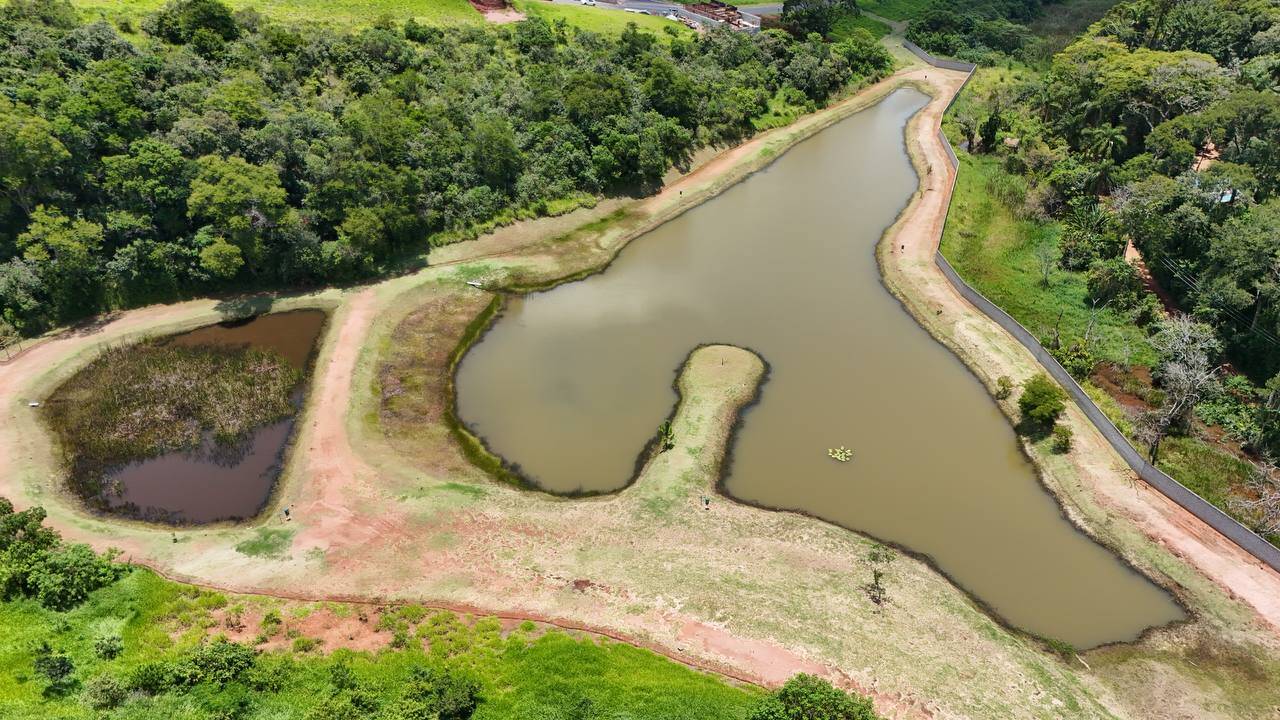 #1727 - Terreno em condomínio para Venda em Atibaia - SP