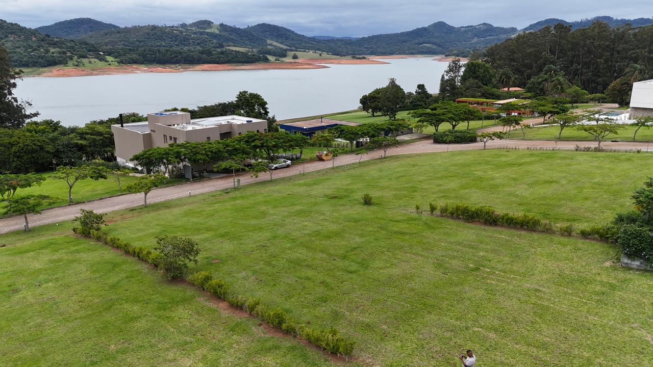 #1745 - Terreno em condomínio para Venda em Piracaia - SP