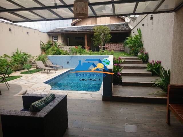 #888 - Casa para Venda em Atibaia - SP