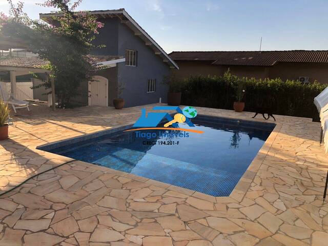 #918 - Casa para Venda em Atibaia - SP