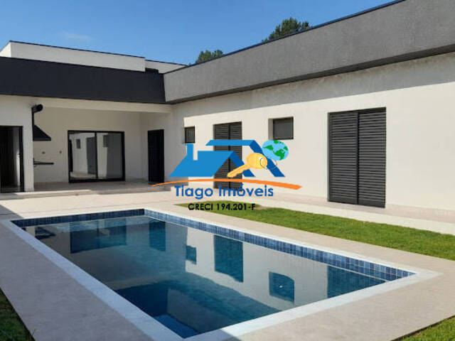 #1058 - Casa para Venda em Atibaia - SP