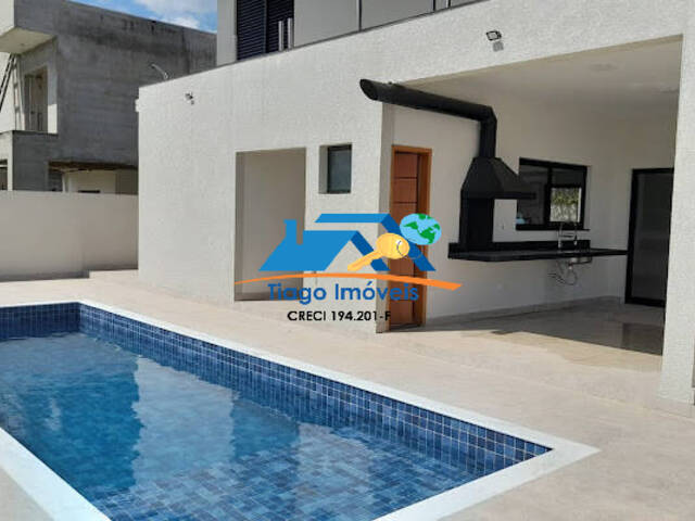 #1080 - Casa em Condomínio para Venda em Atibaia - SP