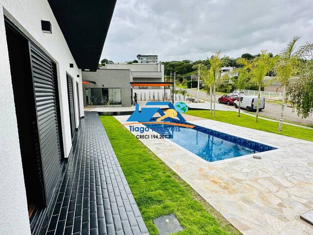 Casa em Condomínio para Venda em Atibaia - 5