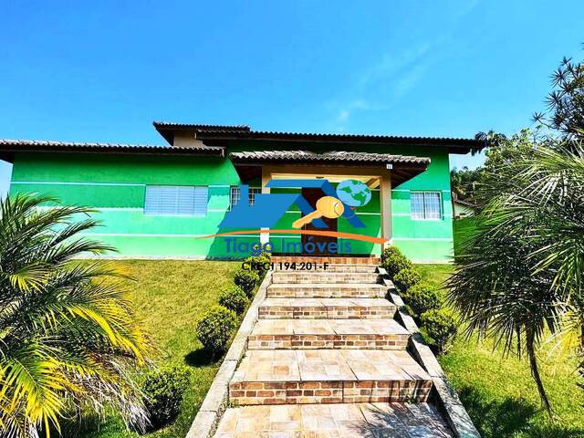 Casa para Venda em Bom Jesus dos Perdões - 4