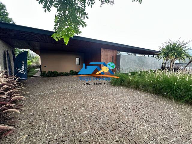 Casa em Condomínio para Venda em Atibaia - 4