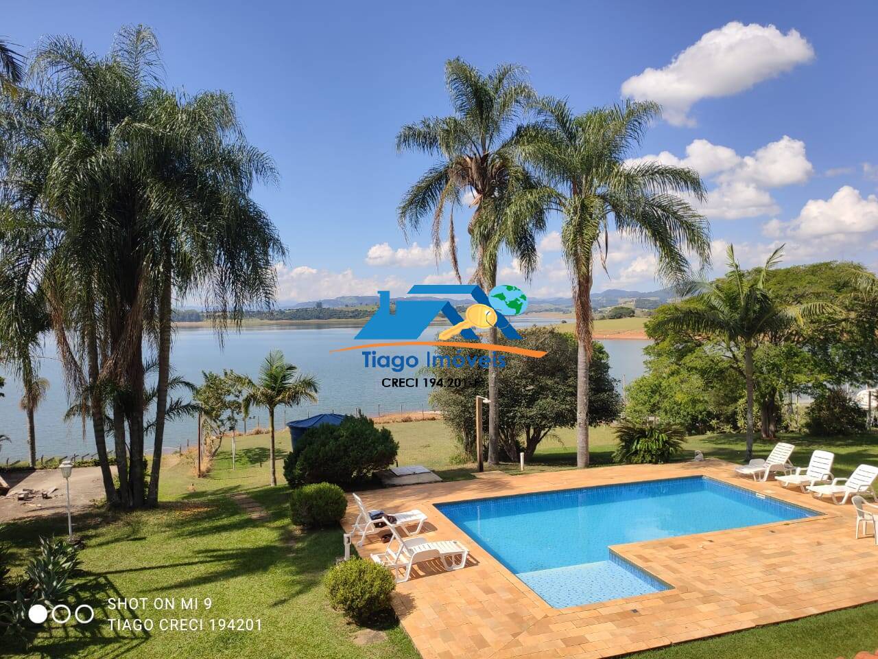 Sítio, 4 quartos, 2250 m² - Foto 1