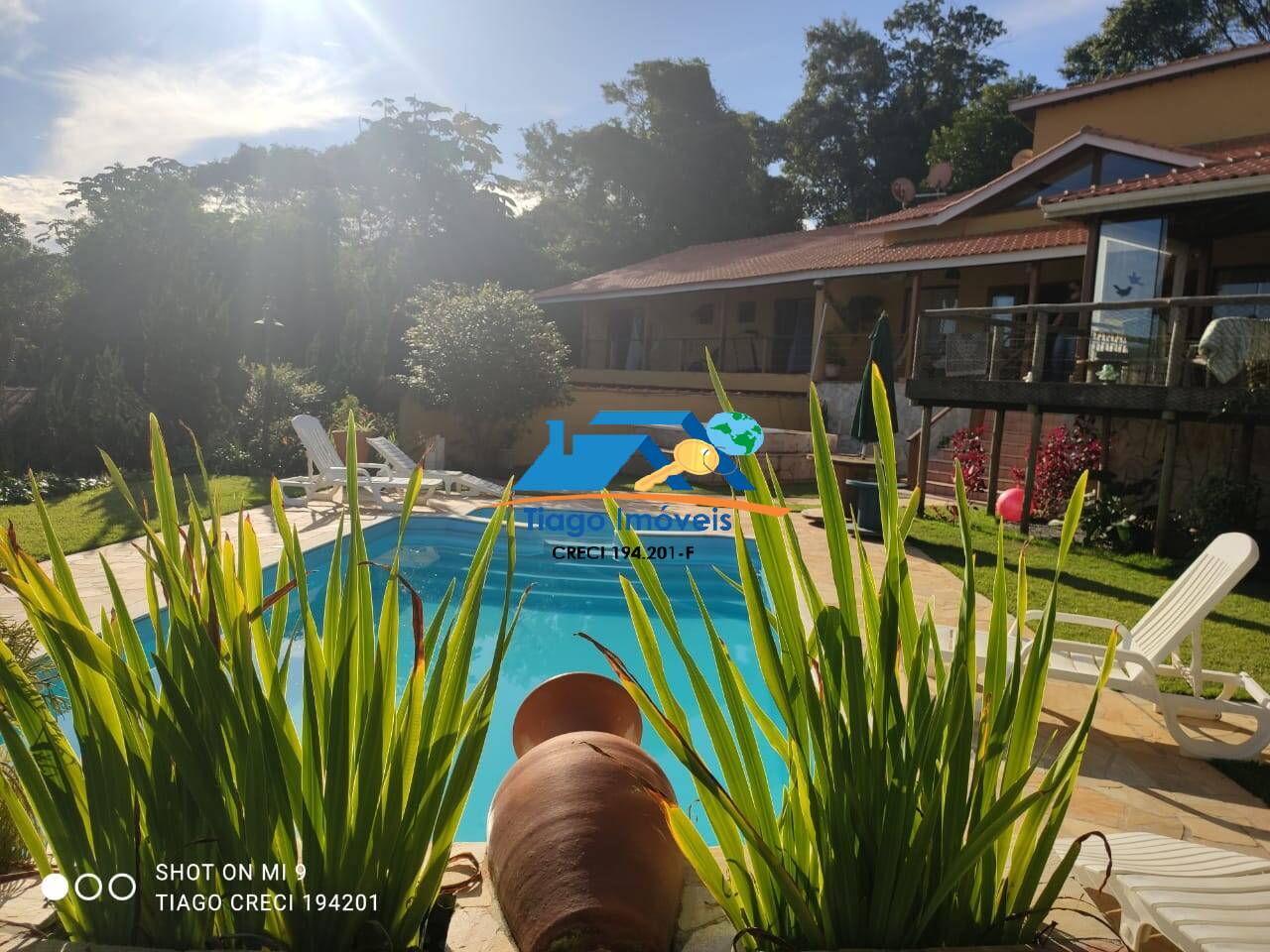 Chácara à venda com 6 quartos, 650m² - Foto 2