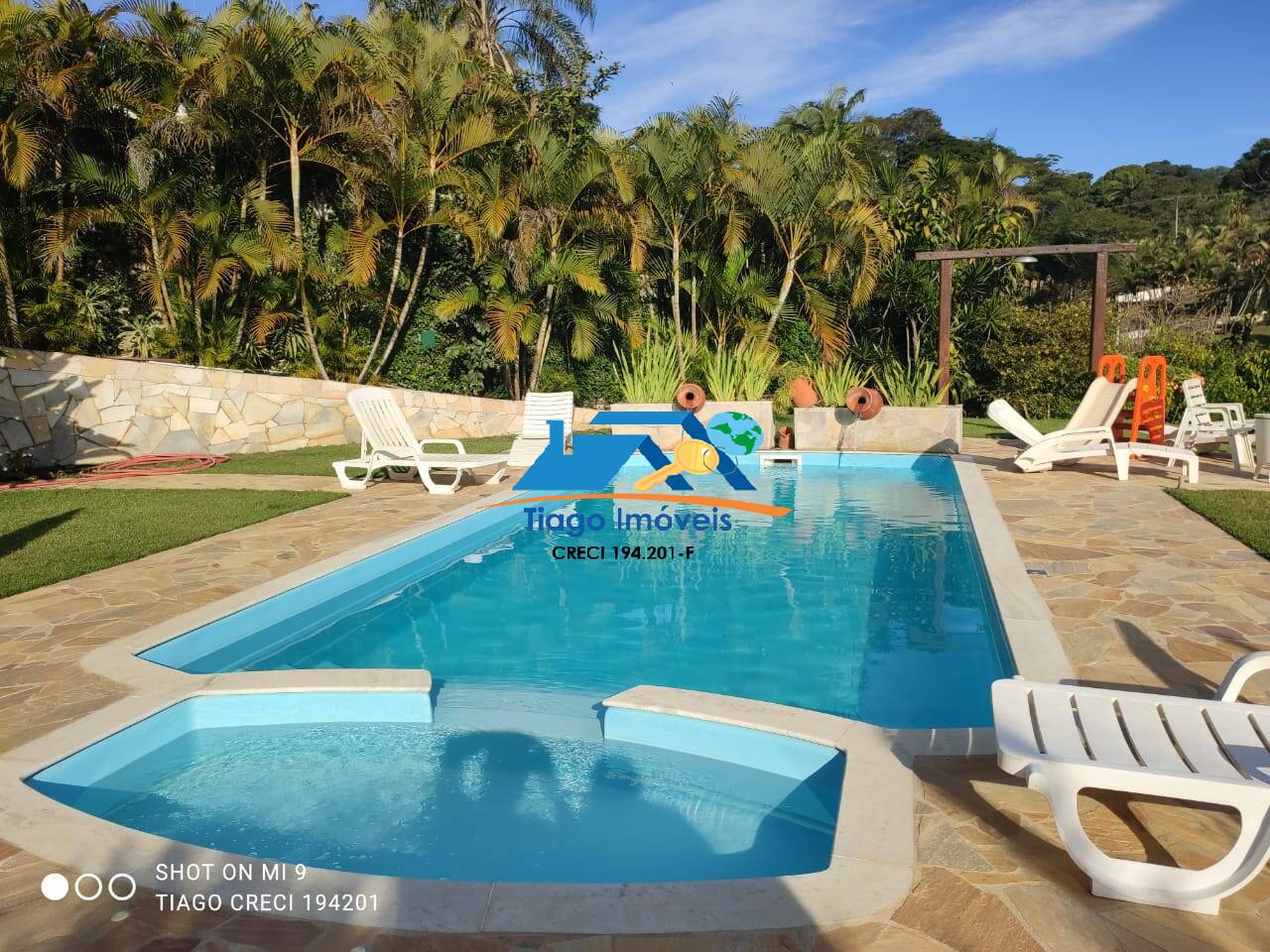 Chácara à venda com 6 quartos, 650m² - Foto 14