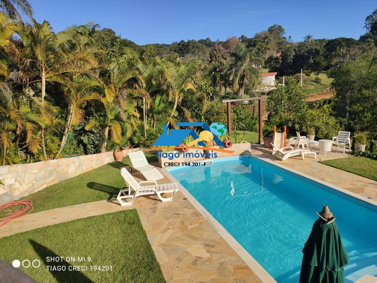 Chácara à venda com 6 quartos, 650m² - Foto 17