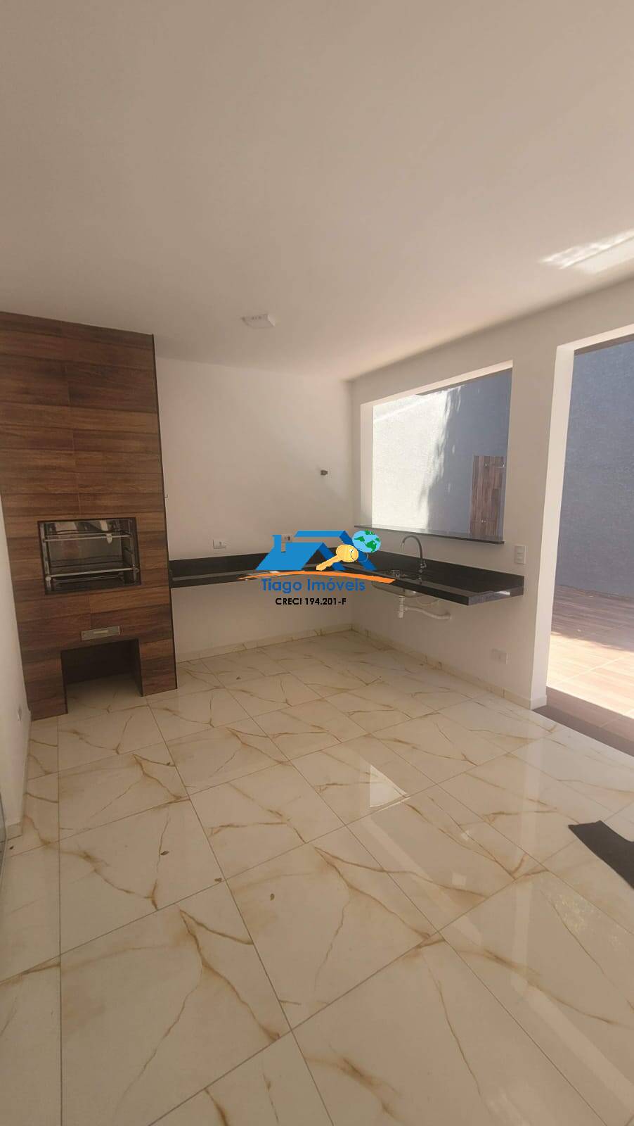 Casa à venda com 3 quartos, 362m² - Foto 3