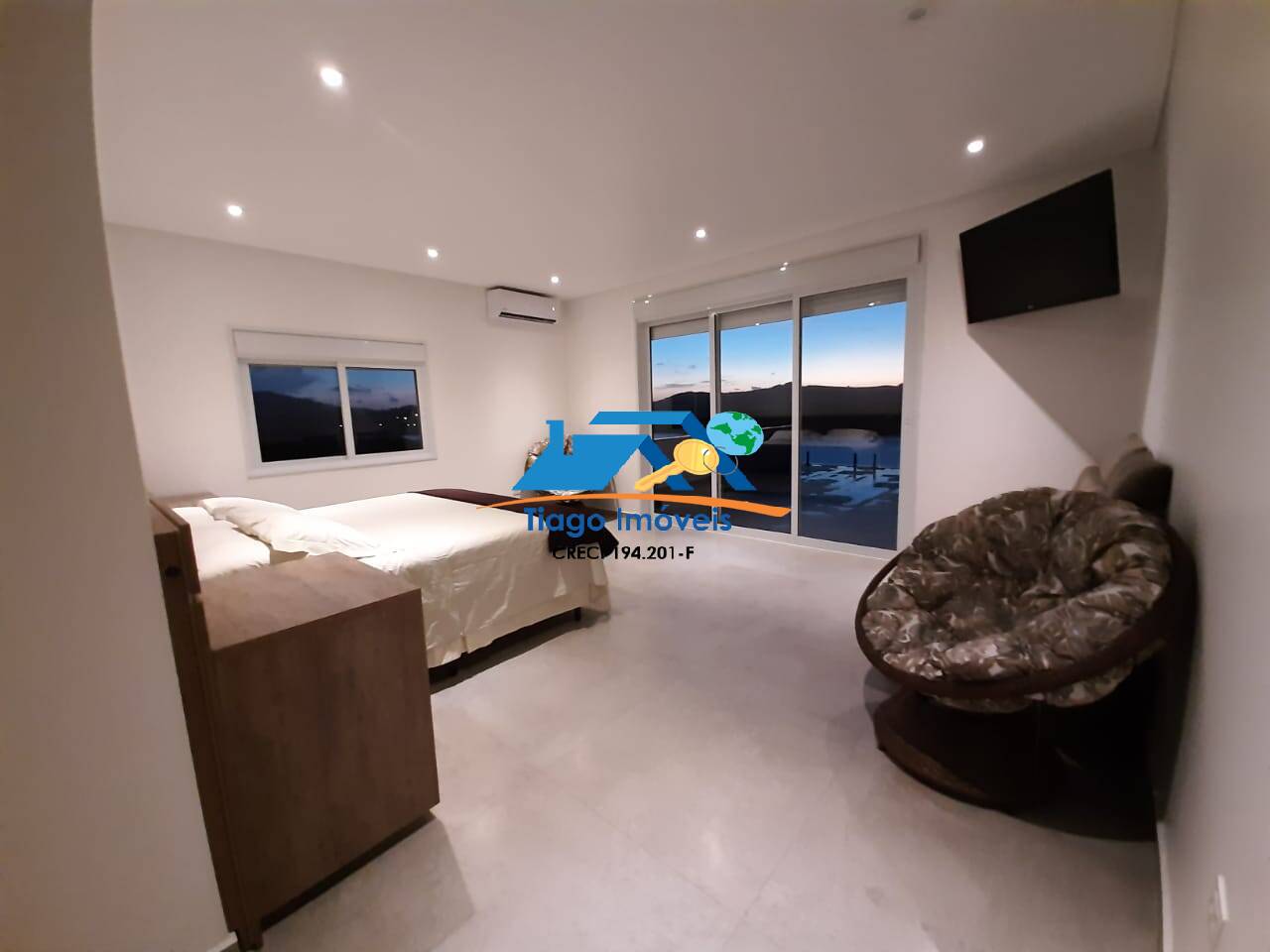 Sítio, 4 quartos, 1000 m² - Foto 15