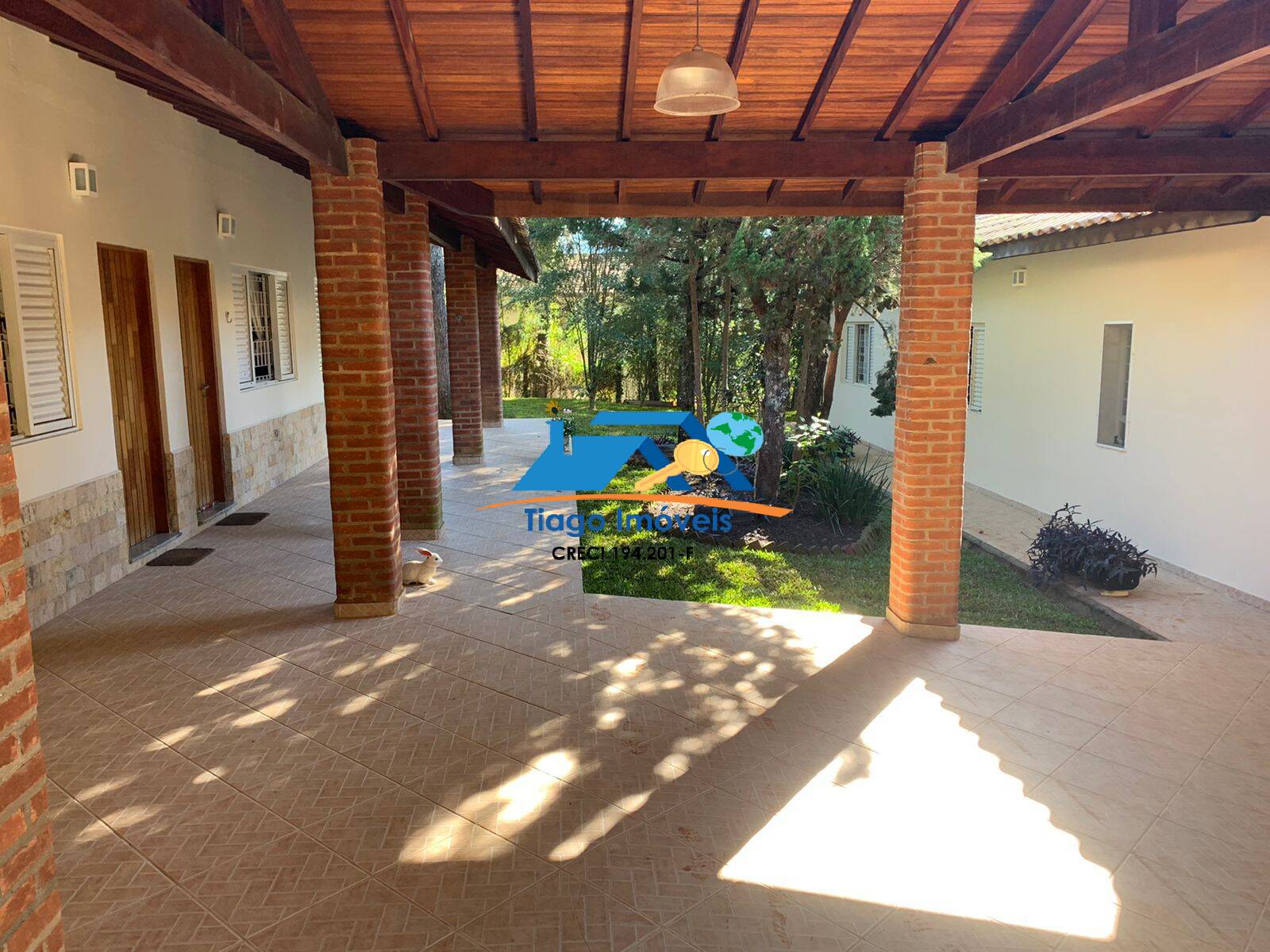 Sítio, 10 quartos, 8400 m² - Foto 8