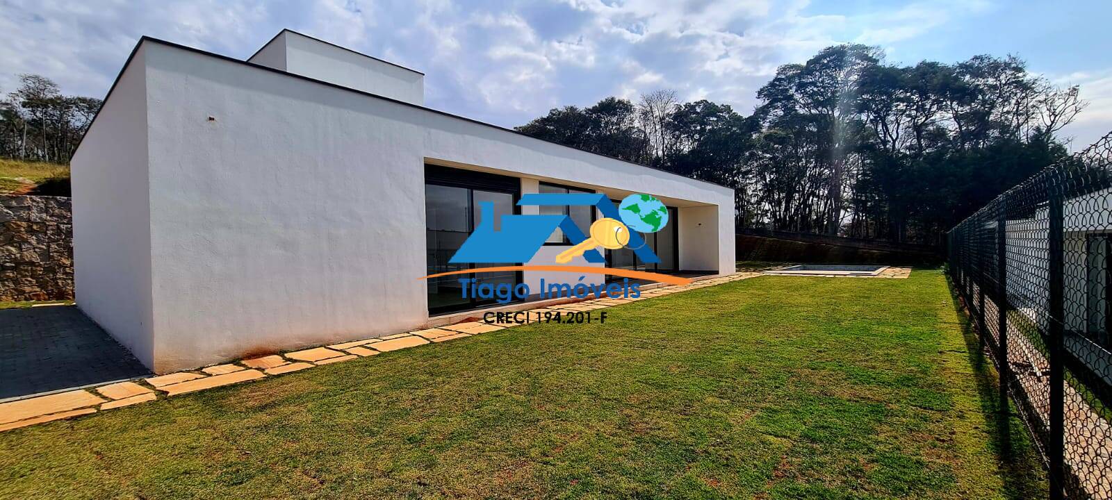 Casa, 3 quartos, 248 m² - Foto 3