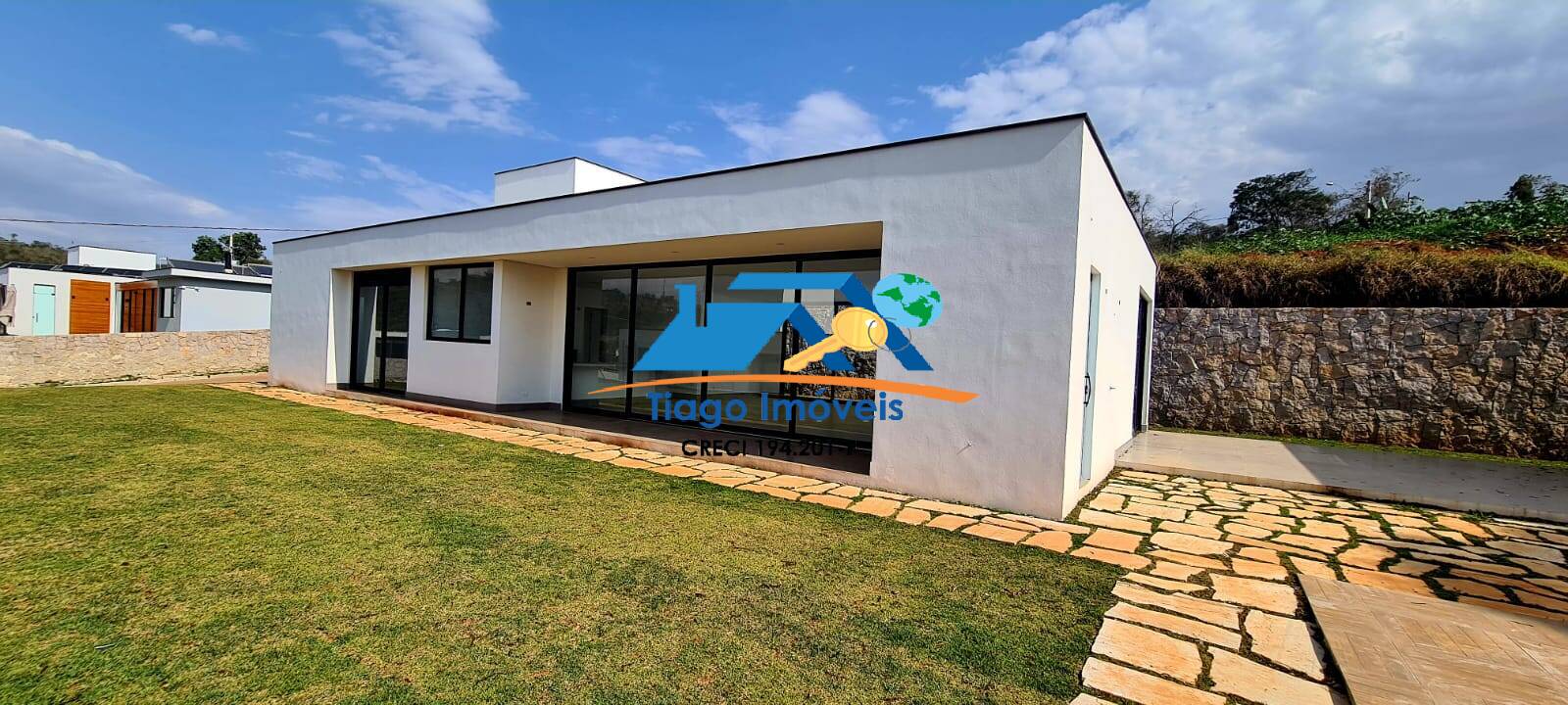 Casa, 3 quartos, 248 m² - Foto 2