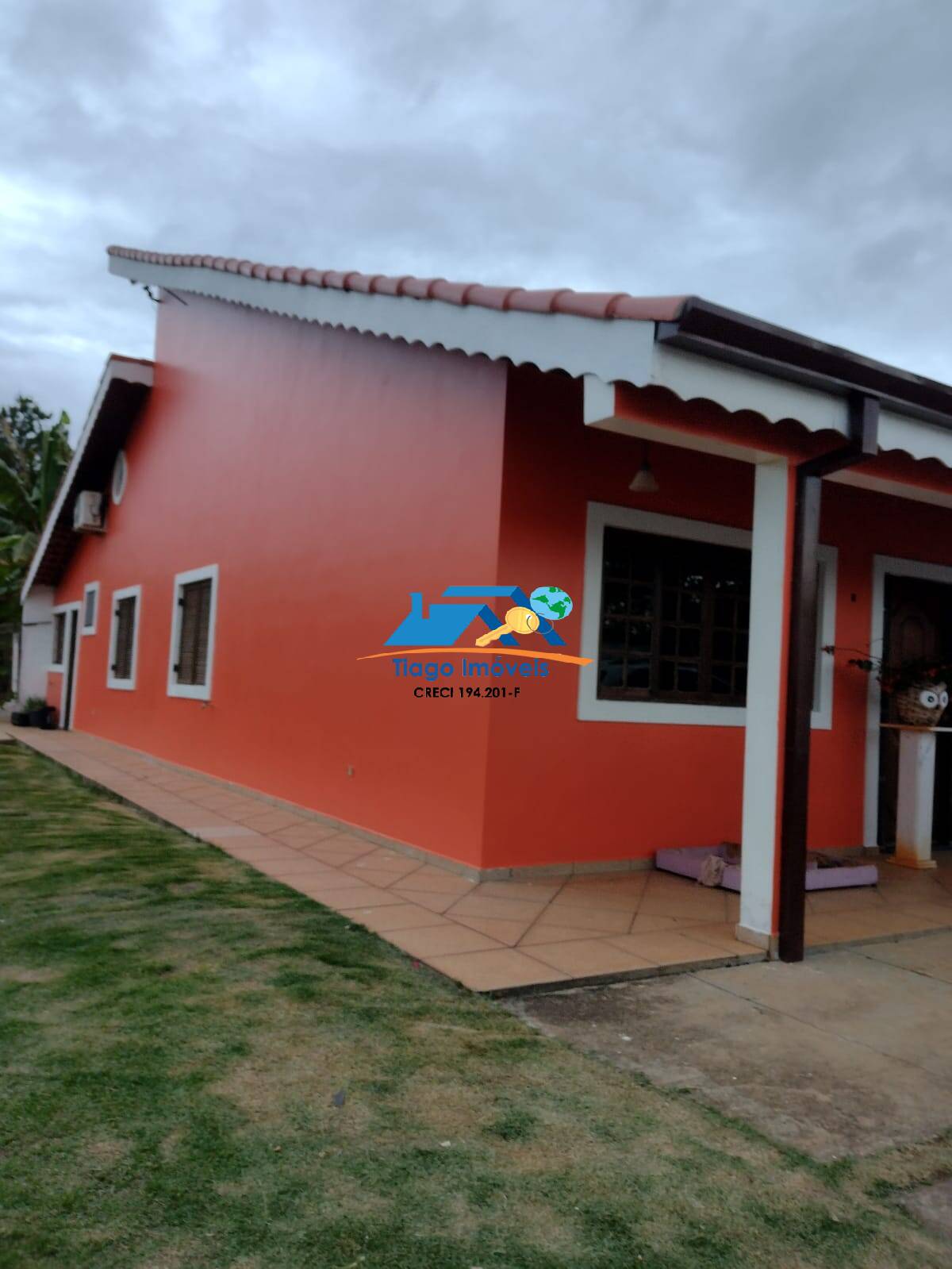 Chácara, 3 quartos, 1655 m² - Foto 2