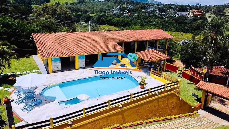 Sítio, 5 quartos, 2805 m² - Foto 1