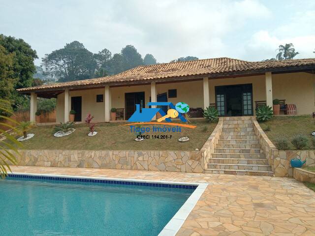 Casa, 5 quartos, 1600 m² - Foto 1