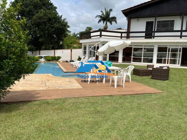 Casa, 5 quartos, 1640 m² - Foto 1