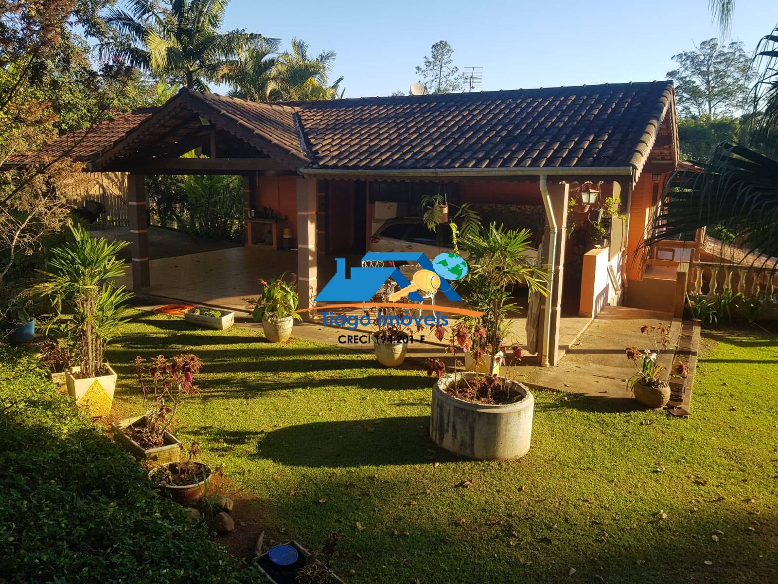 Chácara, 4 quartos, 1550 m² - Foto 2
