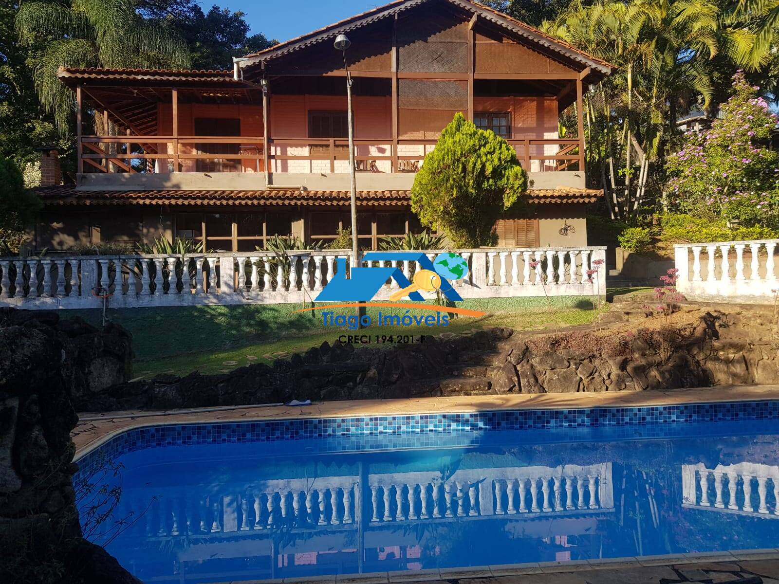 Chácara, 4 quartos, 1550 m² - Foto 1