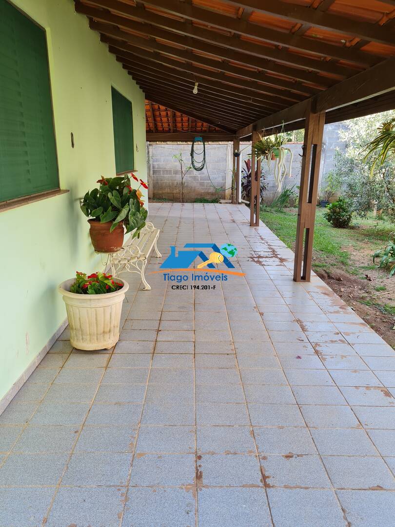 Sítio, 3 quartos, 1800 m² - Foto 8