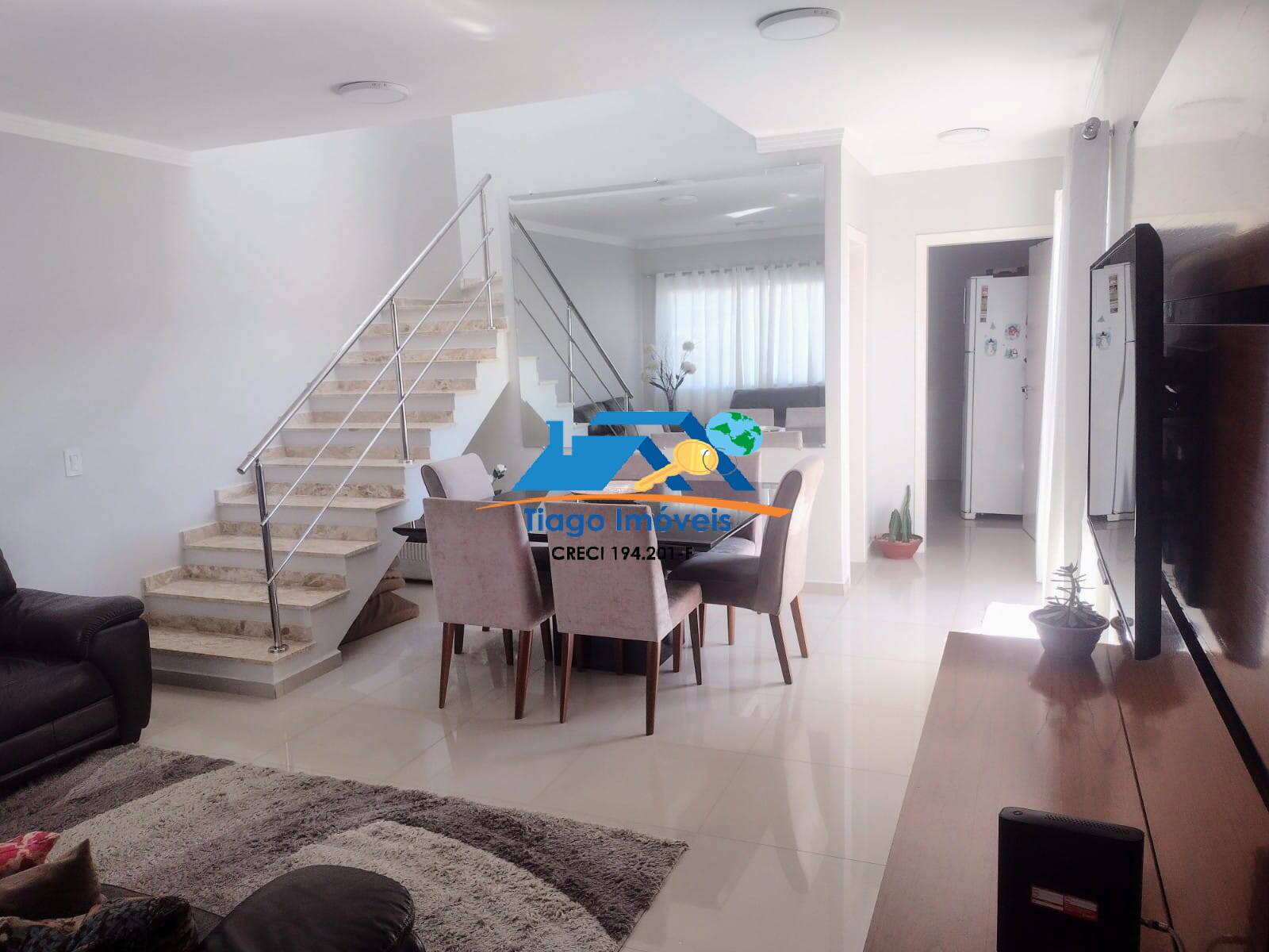 Casa, 3 quartos, 200 m² - Foto 1