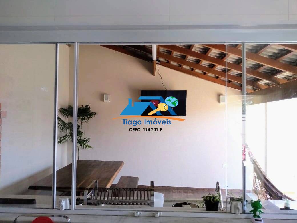 Casa, 3 quartos, 200 m² - Foto 3