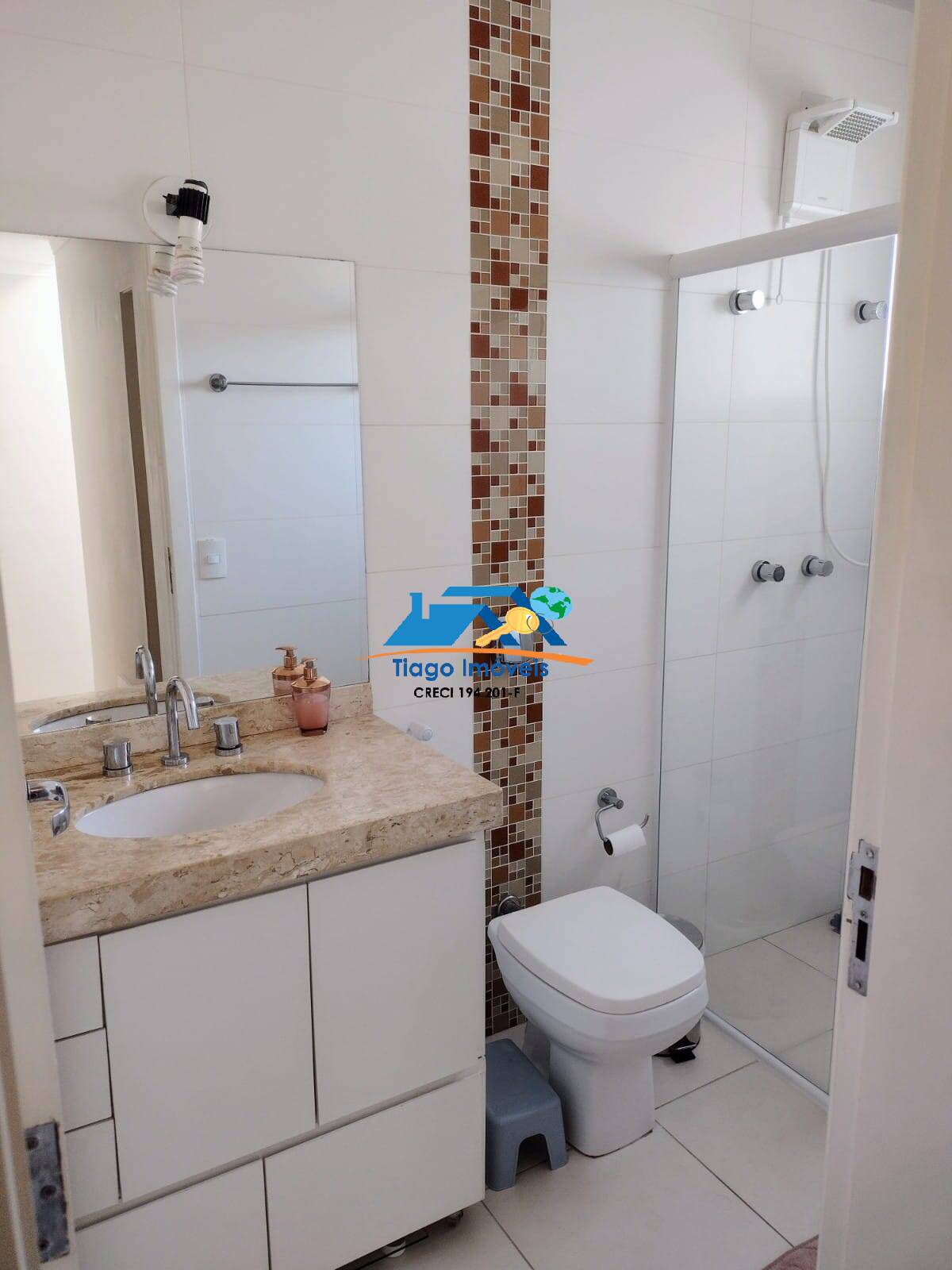 Casa, 3 quartos, 200 m² - Foto 9