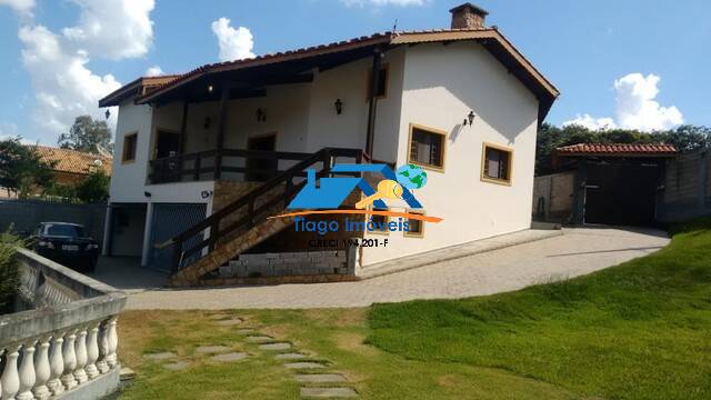 Casa, 3 quartos, 1080 m² - Foto 1