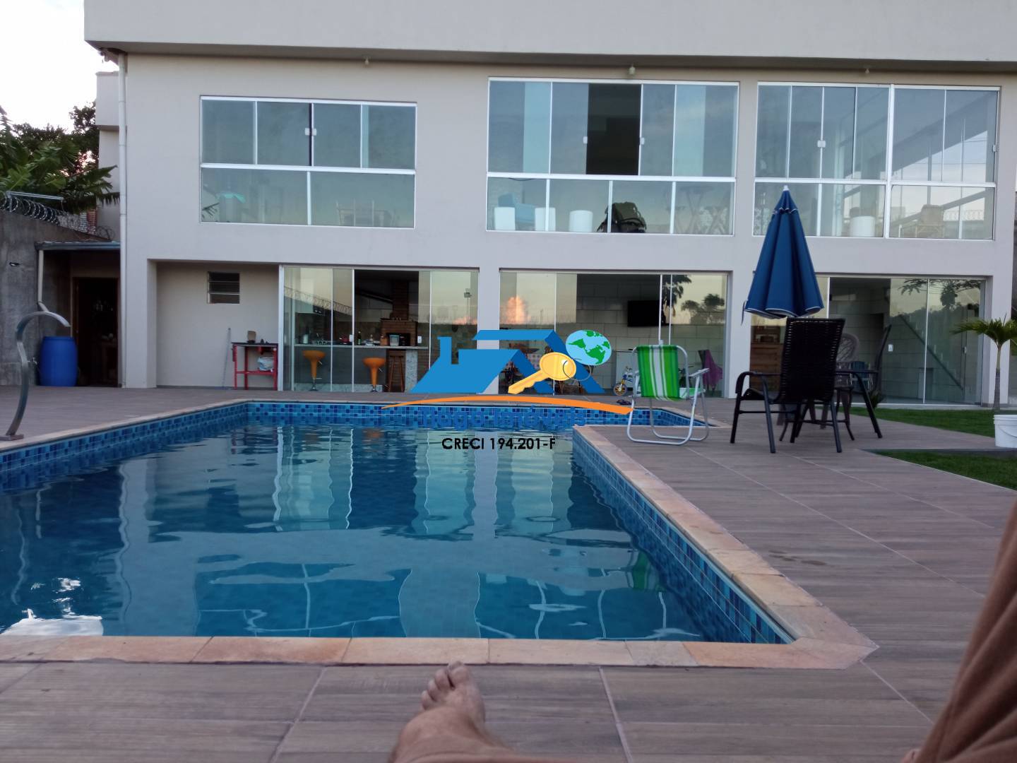 Casa, 4 quartos, 1000 m² - Foto 1