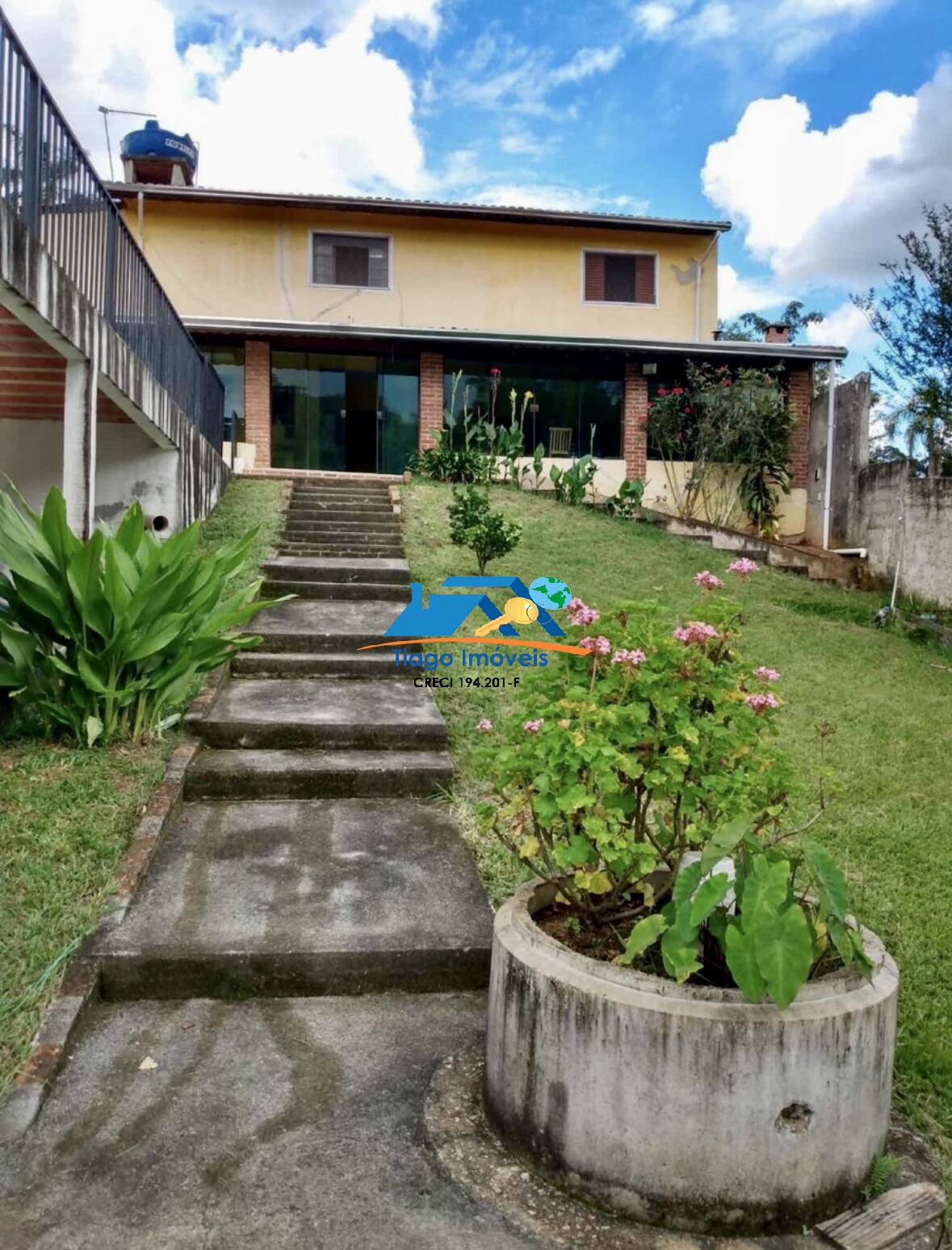 Chácara à venda com 3 quartos, 3000m² - Foto 1