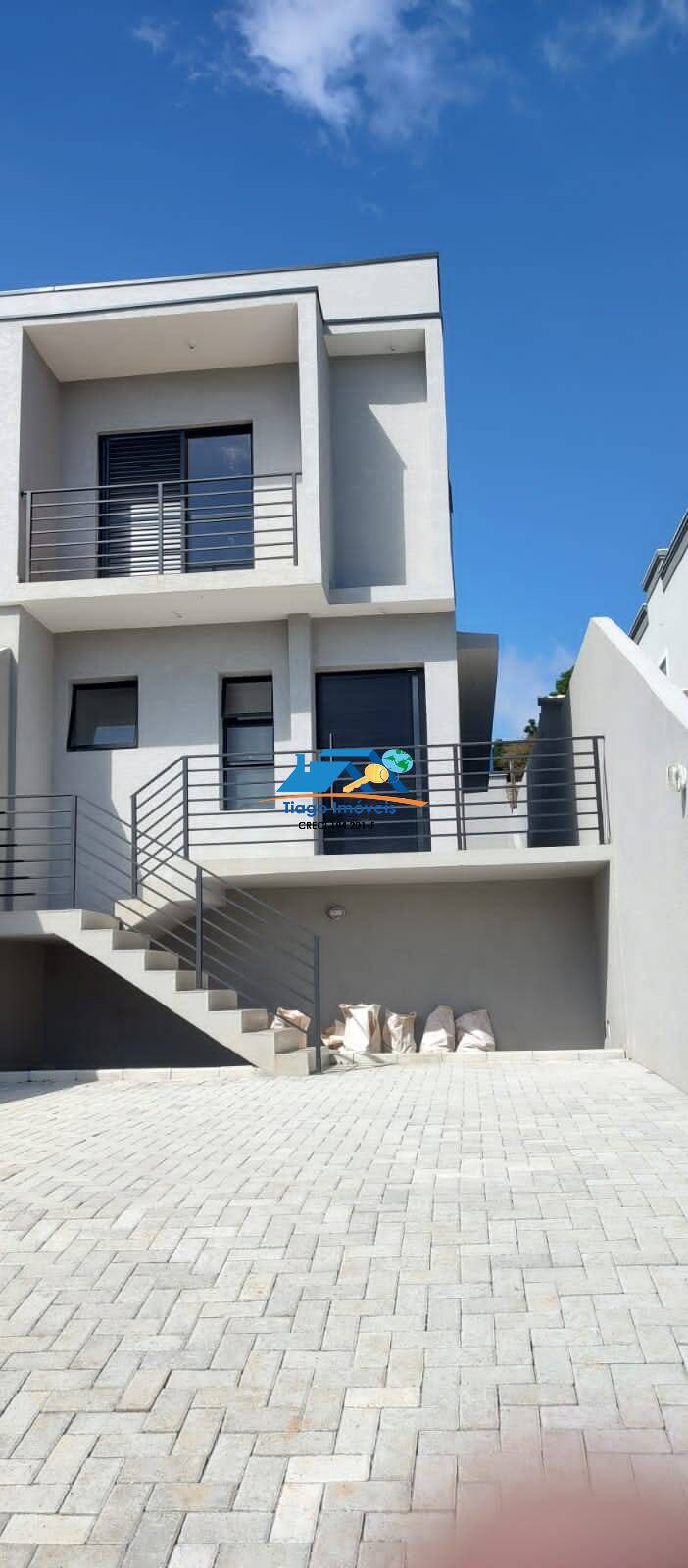 Casa, 3 quartos, 240 m² - Foto 1