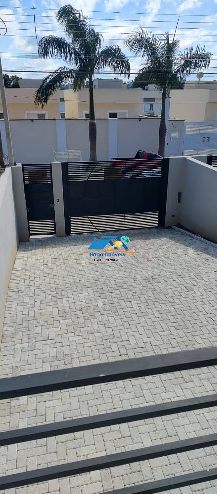 Casa, 3 quartos, 240 m² - Foto 3