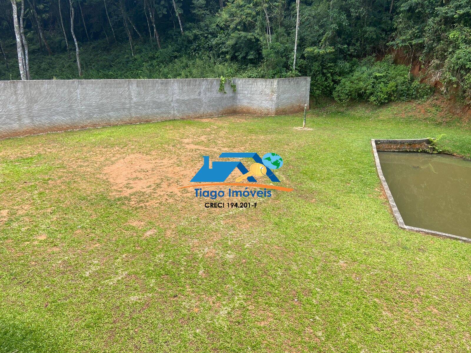 Sítio à venda com 3 quartos, 2677m² - Foto 18