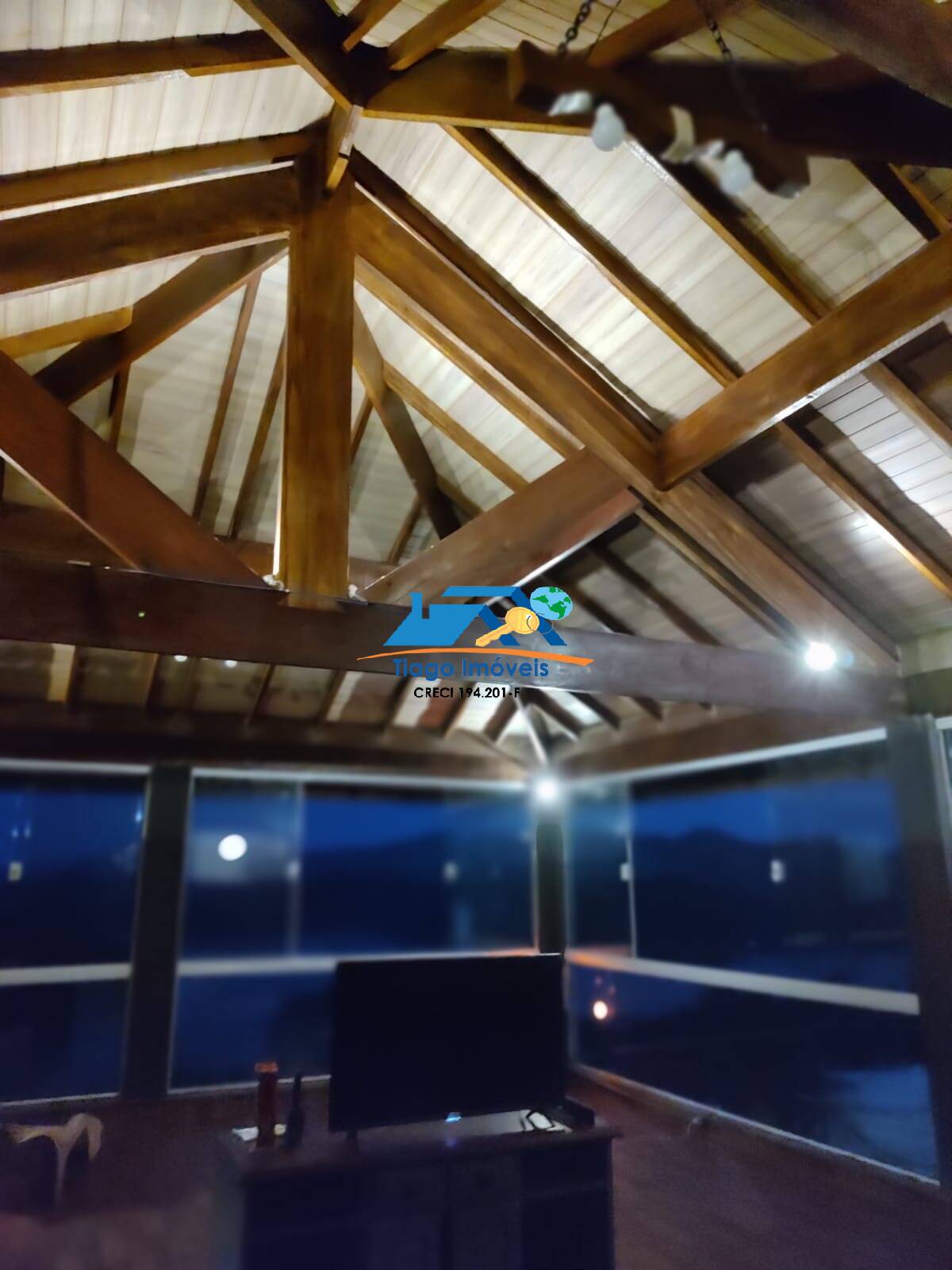 Chácara à venda com 4 quartos, 1000m² - Foto 4
