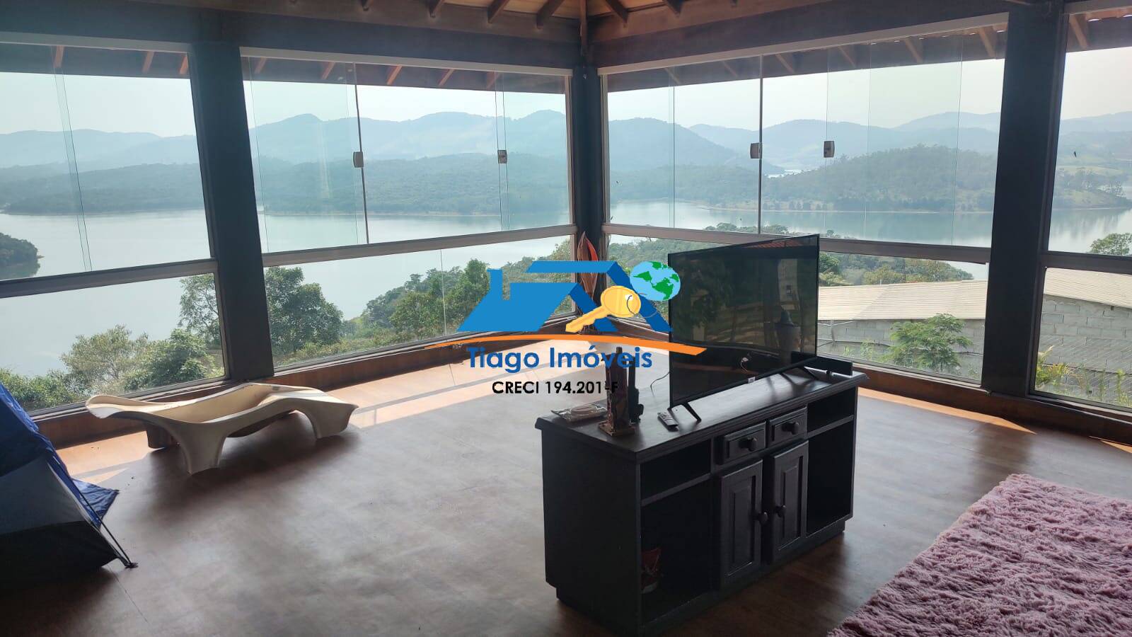 Chácara à venda com 4 quartos, 1000m² - Foto 2