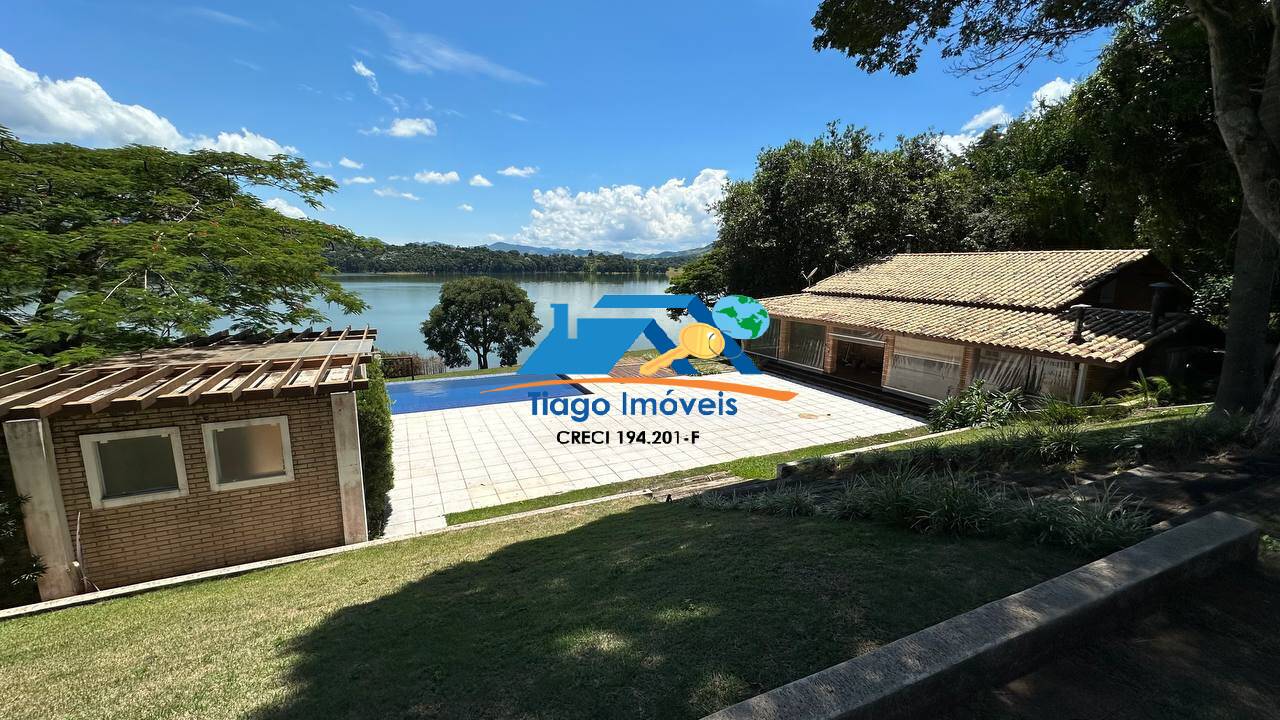 Chácara à venda com 3 quartos, 2810m² - Foto 1