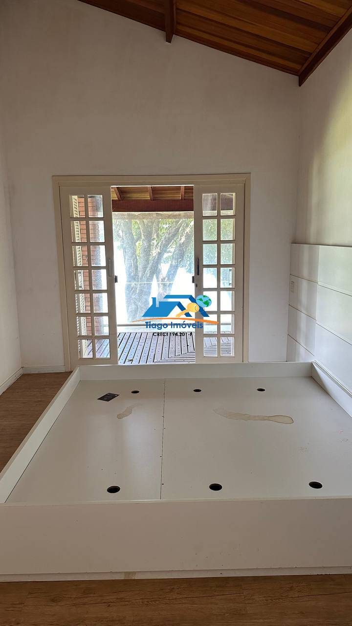 Chácara à venda com 3 quartos, 2810m² - Foto 60