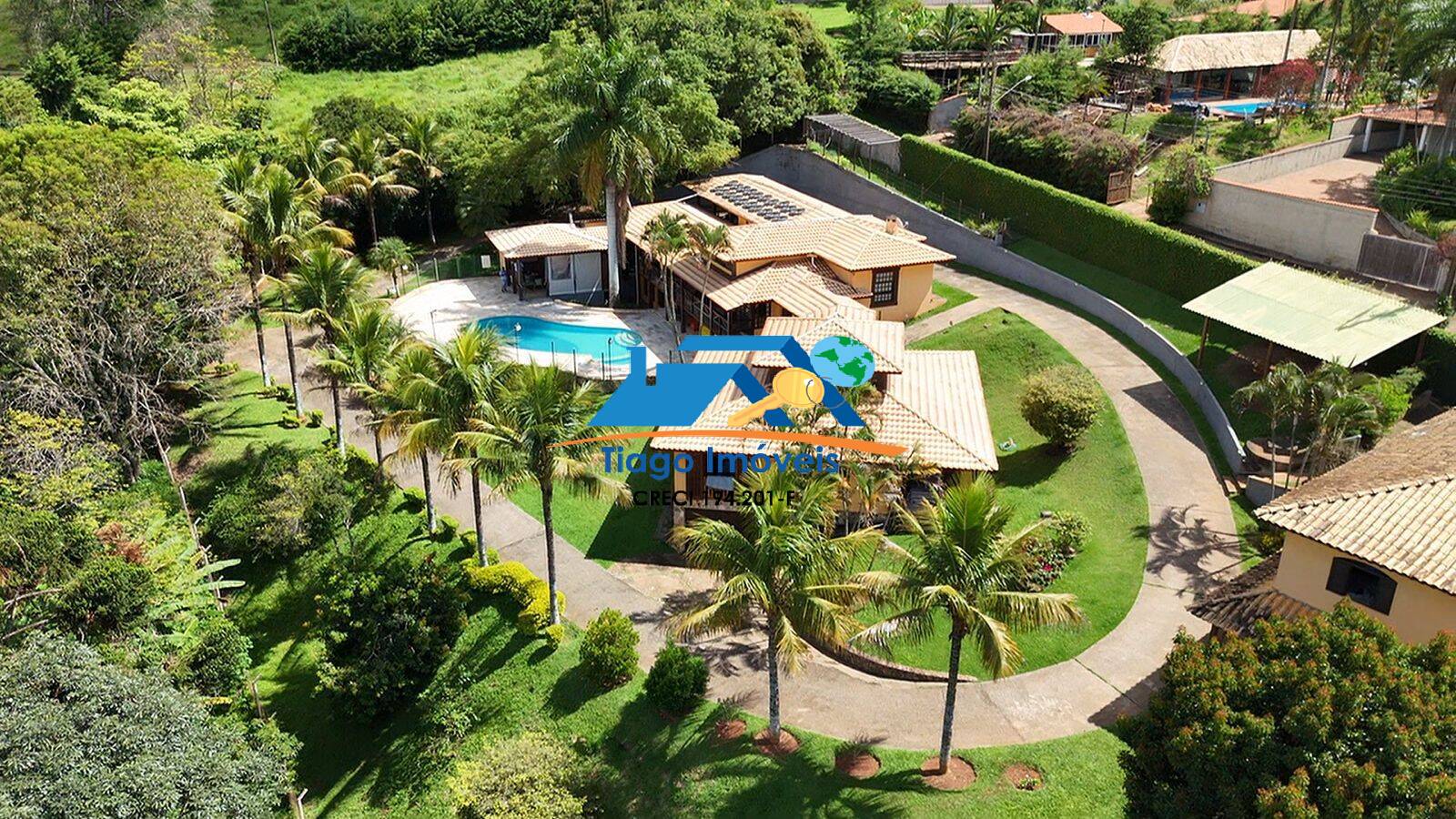 Chácara, 10 quartos, 3300 m² - Foto 1