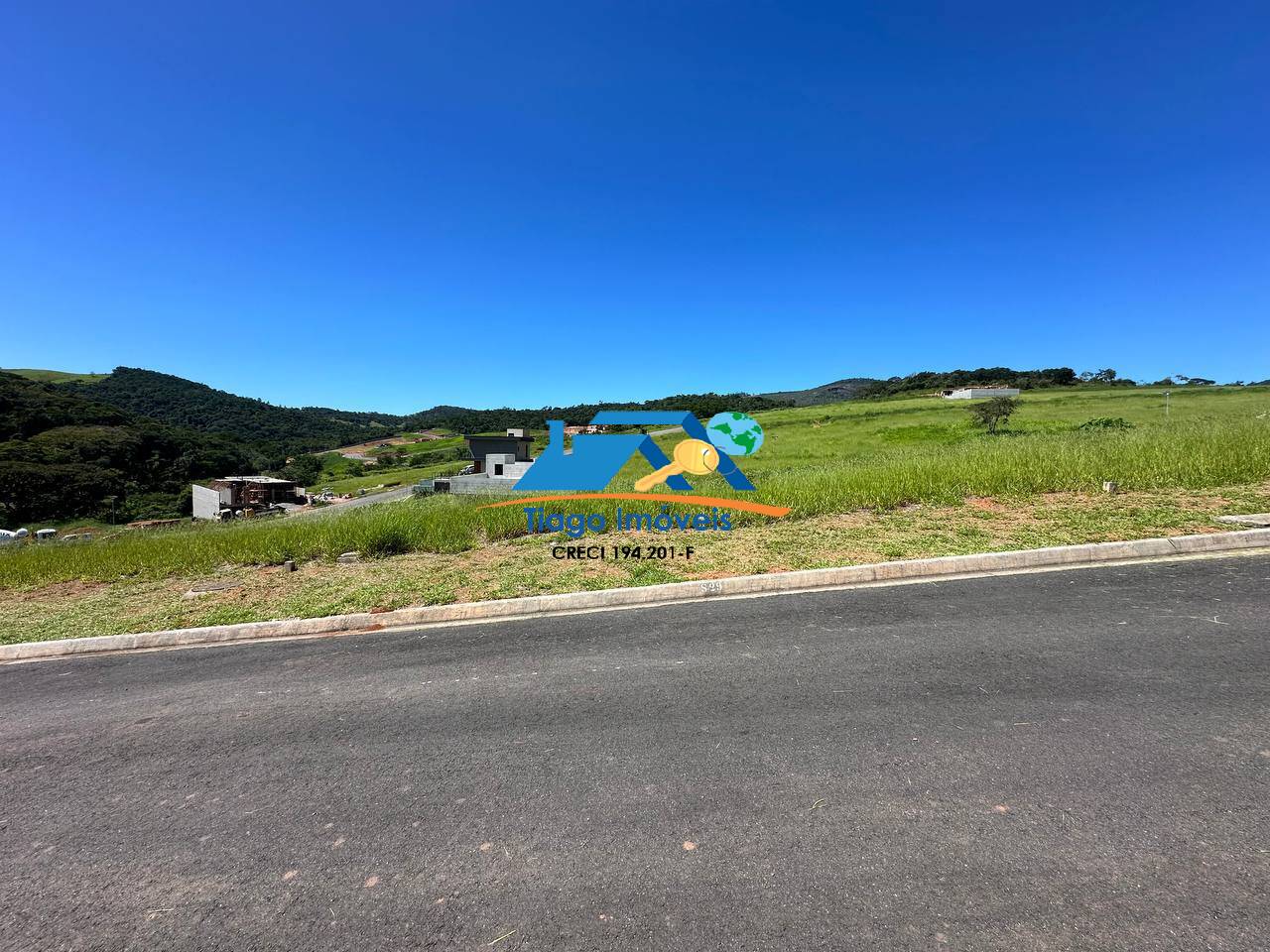 Terreno, 300 m² - Foto 1