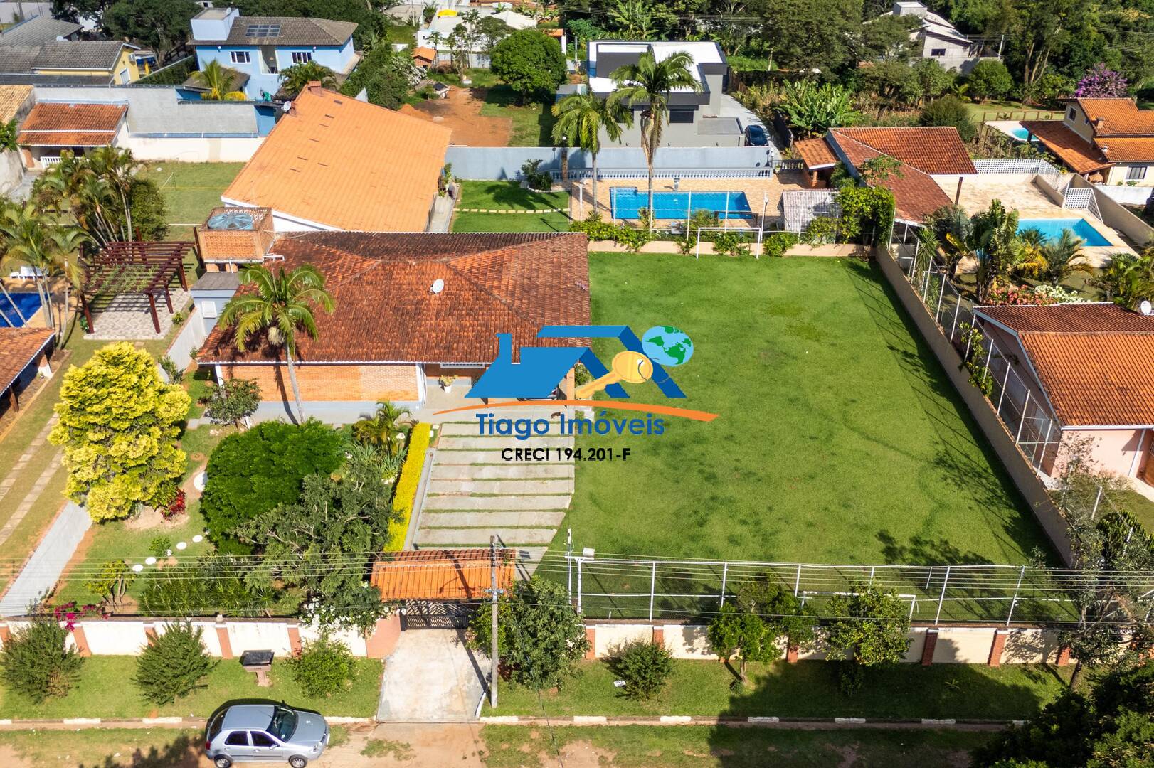 Sítio, 4 quartos, 2000 m² - Foto 1