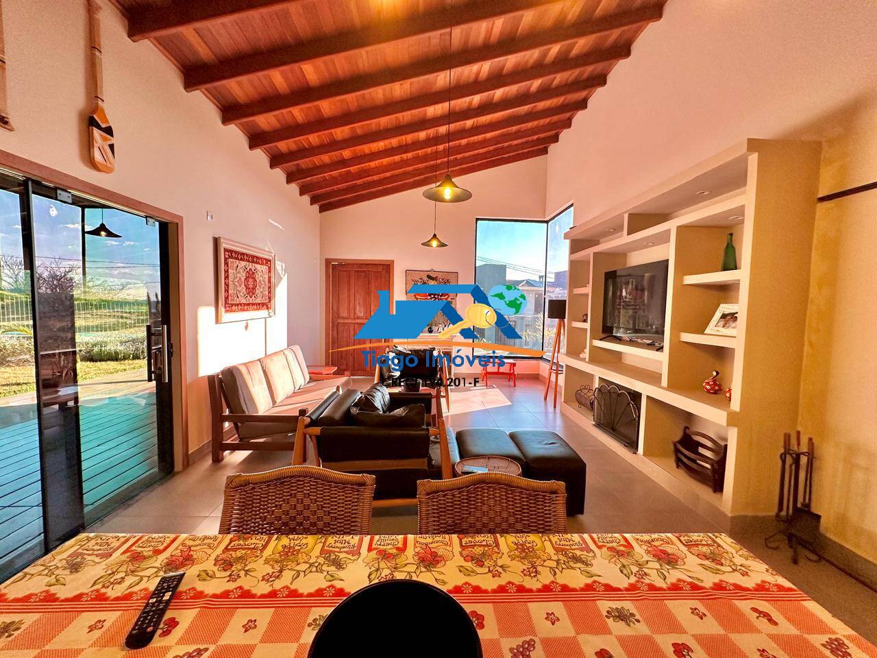 Casa de Condomínio à venda com 3 quartos, 1369m² - Foto 46