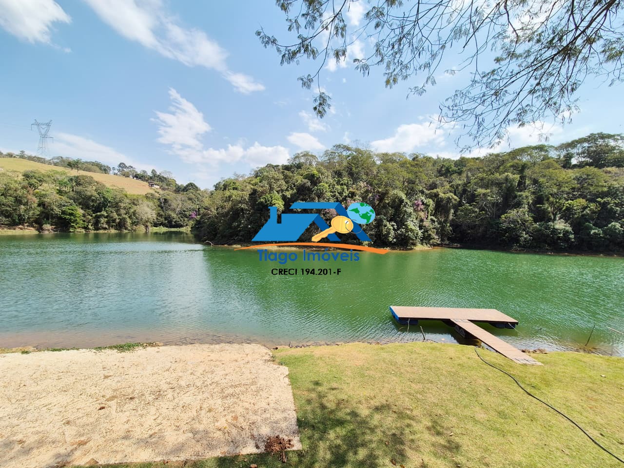 Sítio, 4 quartos, 8000 m² - Foto 1